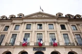 MORT DE LYHANNA : LES MAGISTRATS PEUVENT-ILS ÊTRE SANCTIONNÉS EN CAS DE MANQUEMENTS ?