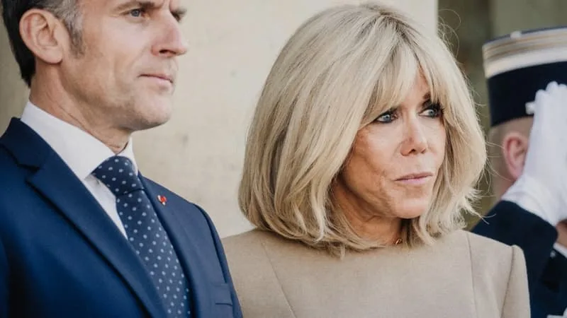 AFFAIRE LYHANNA: EMMANUEL ET BRIGITTE MACRON ONT ÉCHANGÉ MERCREDI AU TÉLÉPHONE AVEC LES PARENTS DE LA COLLÉGIENNE