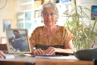 TÉMOIGNAGE. SON FILS TUÉ PAR UN TIR DE GENDARME : CETTE MAMAN S’OPPOSE À LA PRÉSOMPTION D’USAGE LÉGITIME DES ARMES À FEU
