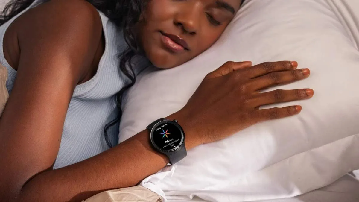 MOTOROLA MOTO WATCH : CETTE NOUVELLE MONTRE CONÇUE AVEC POLAR EST DÉJÀ À -30 %