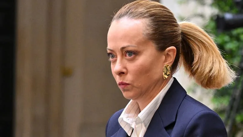 VICTIME DE DEEPFAKES SEXUALISÉS, GIORGA MELONI, PRÉSIDENTE DU CONSEIL ITALIEN, DÉNONCE CES PRATIQUES ET IMAGES, « PRÉSENTÉES COMME AUTHENTIQUES PAR QUELQUES OPPOSANTS ZÉLÉS »
