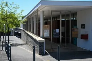 « C’ÉTAIT SON ANIMATEUR PRÉFÉRÉ » : DES PARENTS BOULEVERSÉS APRÈS LA MISE EN EXAMEN D’UN ANIMATEUR PÉRISCOLAIRE