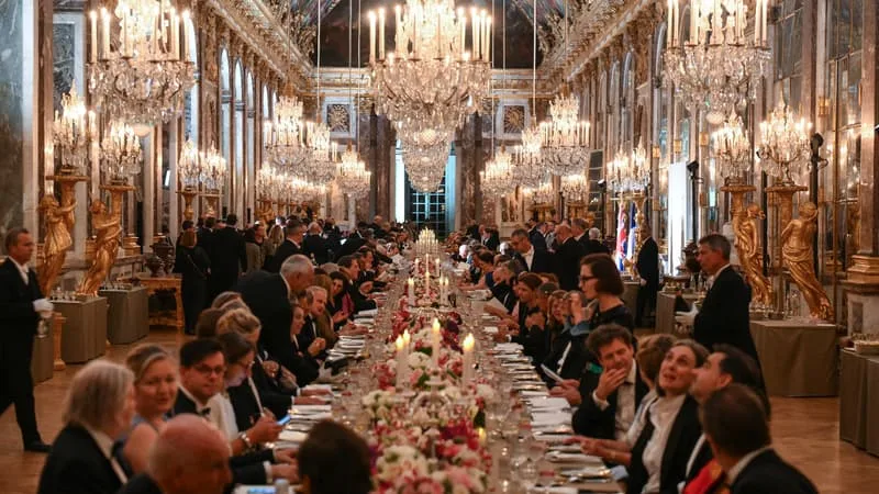 RÉCEPTION DES CHEFS D’ETAT AU CHÂTEAU DE VERSAILLES: CE DÎNER KENNEDY-DE GAULLE DE 1961 QUI A TOUT CHANGÉ