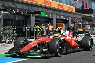 F1. RAGEANT, LEWIS HAMILTON A ÉTÉ PÉNALISÉ POUR UN RIDICULE EXCÈS DE VITESSE AU GRAND PRIX DE HONGRIE