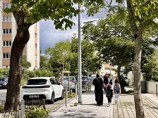 À NANTES, « LA VIE CONTINUE » APRÈS LES TIRS DANS LE QUARTIER BOTTIÈRE, SUR FOND DE PRÉSENCE POLICIÈRE