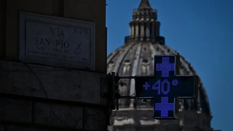 ROME, MILAN, NAPLES… 25 DES 27 PLUS GRANDES VILLES ITALIENNES SERONT EN ALERTE ROUGE LUNDI À CAUSE DE LA VAGUE DE CHALEUR