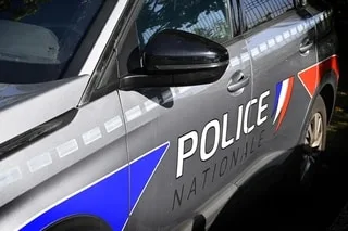 CINQ CORPS DE BÉBÉS RETROUVÉS AU DOMICILE D’UN COUPLE À ORANGE