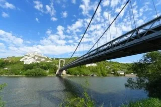 VITESSE LIMITÉE ET POIDS LOURDS DÉVIÉS : EN NORMANDIE, CE PONT A ÉTÉ FRAGILISÉ PAR LES VAGUES DE CHALEUR