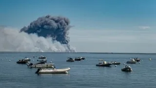 EN IMAGES. INCENDIES EN GIRONDE ET DANS LES LANDES : DES MILLIERS D’HECTARES BRÛLÉS ET D’HABITANTS ÉVACUÉS À BORDEAUX