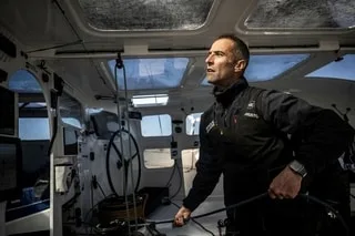 SOLITAIRE DU FIGARO. « C’EST UNE VRAIE ERREUR » : ARMEL LE CLÉAC’H AGACÉ PAR LE CHANGEMENT DE SUPPORT