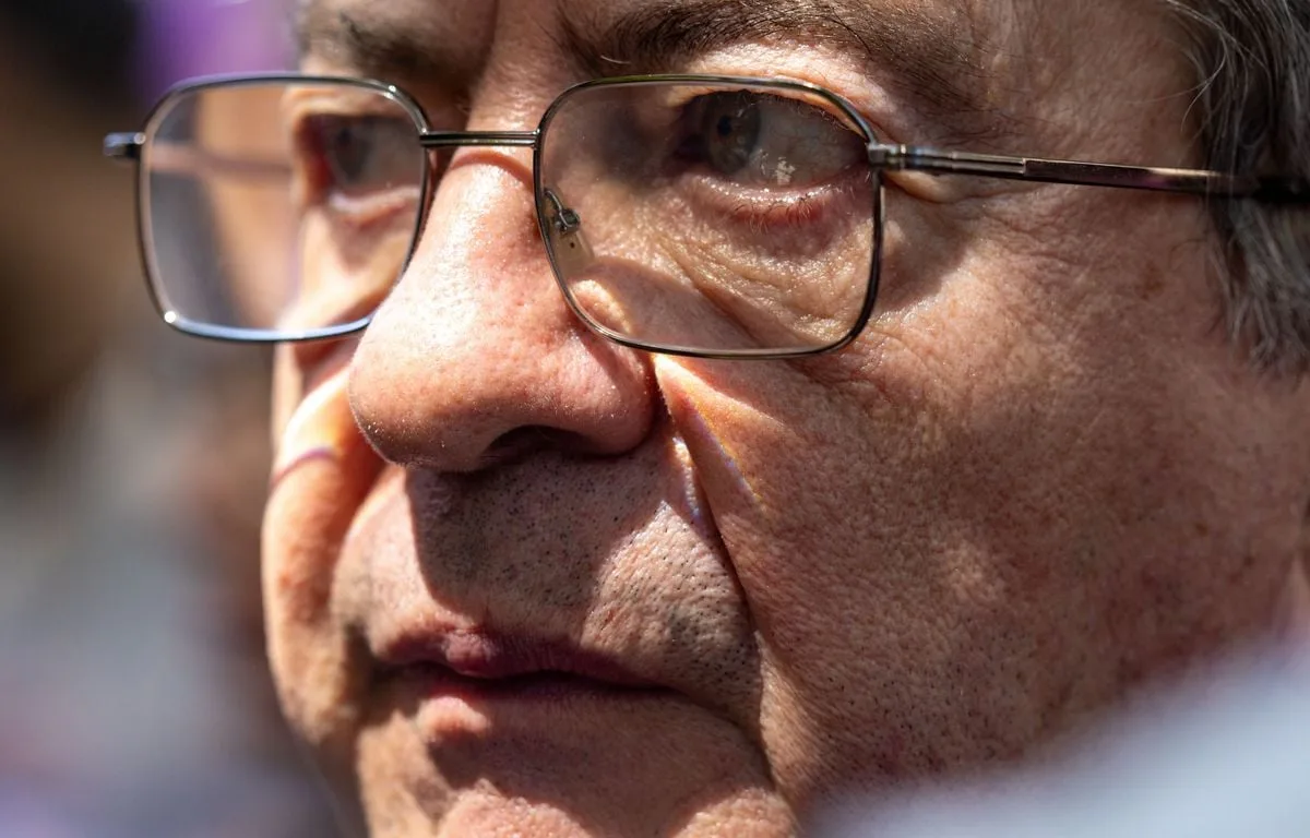 ATTAQUE DU 7-OCTOBRE : POUR MÉLENCHON, LE CARACTÈRE TERRORISTE DES MASSACRES EST UNE « AFFAIRE QUI SE DISCUTE »