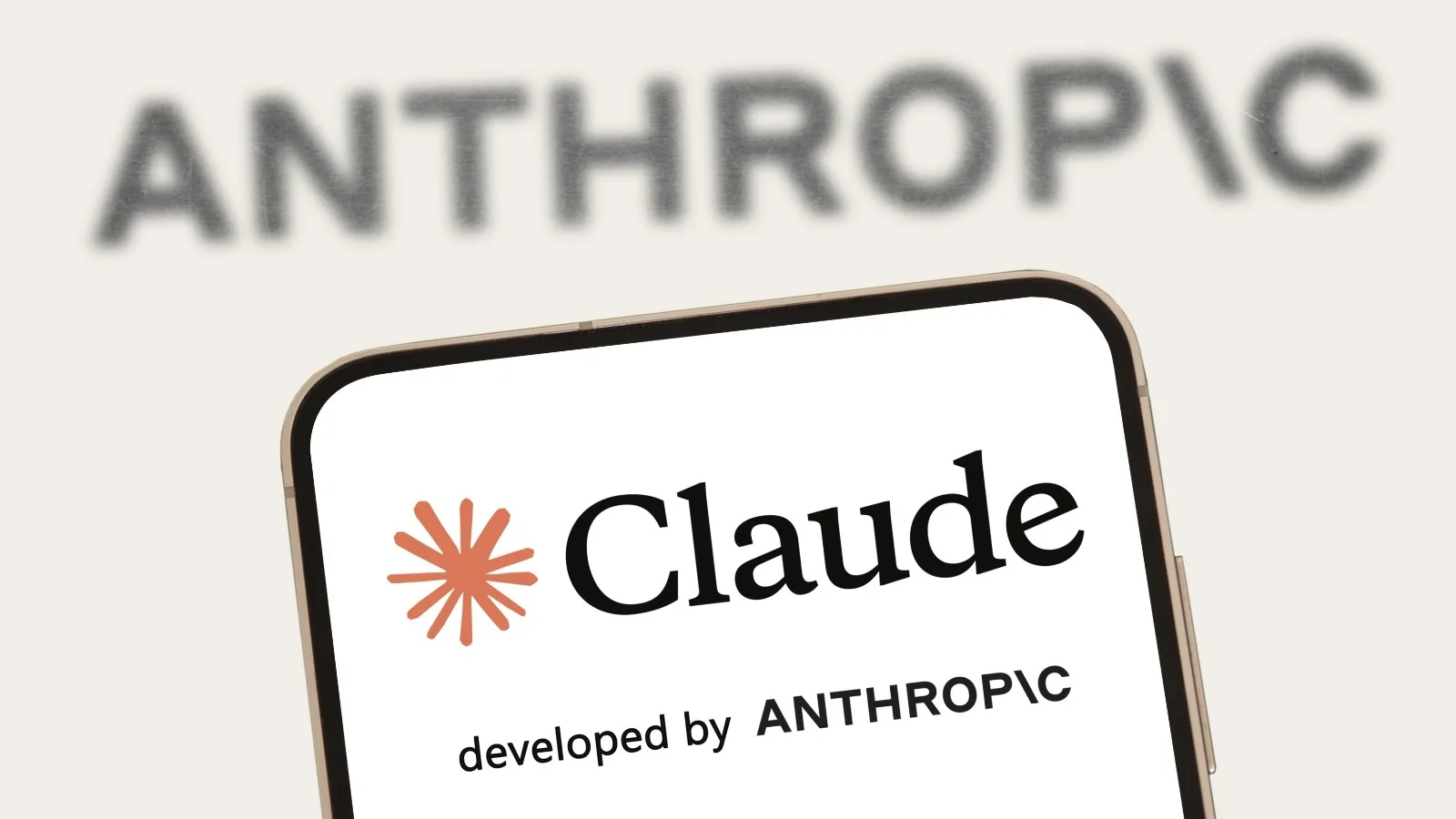 ANTHROPIC ASSUME L’INDEXATION DE VOS CONVERSATIONS CLAUDE PAR GOOGLE