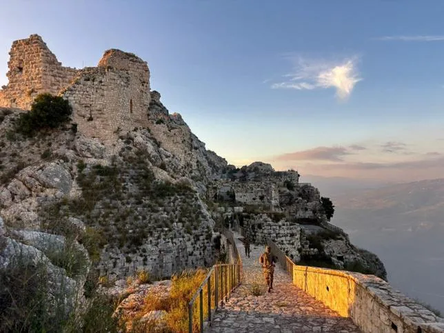 AU LIBAN, TSAHAL A “DE NOUVEAU HISSÉ LE DRAPEAU D’ISRAËL” SUR LE CHÂTEAU DE BEAUFORT