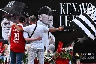 « MERCI POUR TOUT CET AMOUR » : LE MESSAGE ÉMOUVANT DE LA FAMILLE D’ÉRIC ROY, UN MOIS APRÈS SA MORT