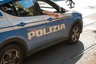 ITALIE : UNE EXPLOSION DANS UNE USINE DE FEUX D’ARTIFICE TUE UNE MÈRE ET SON FILS