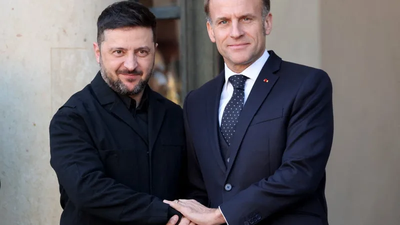 VOLODYMYR ZELENSKY RÉCLAME 70 MILLIARDS D’EUROS DE PLUS À L’UE: MARINE LE PEN ESTIME QUE LA FRANCE N’A « PLUS LES MOYENS », UN DIRIGEANT LETTON SUGGÈRE À CHAQUE EUROPÉEN DE BOIRE UNE BIÈRE DE MOINS PAR AN