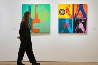 DE LA PUBLICITÉ AU MYTHE AMÉRICAIN : UNE EXPOSITION SUR ANDY WARHOL PRÉSENTE DES ŒUVRES ENCORE JAMAIS VUES EN FRANCE