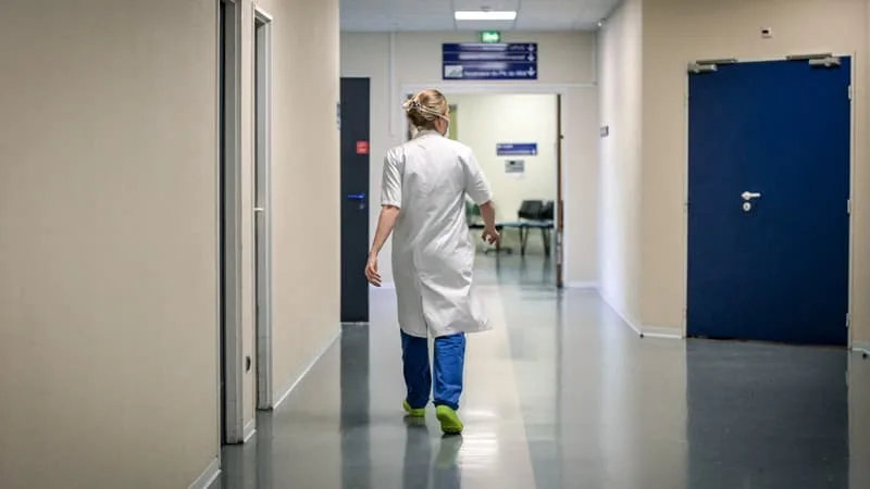 7 HÔPITAUX SUR 10 SONT DÉFICITAIRES, AVEC UN DÉFICIT CUMULÉ DE 2,9 MILLIARDS D’EUROS : LES FINANCES DES ÉTABLISSEMENTS PUBLICS ET PRIVÉS ONT CONTINUÉ DE SE DÉGRADER EN 2024