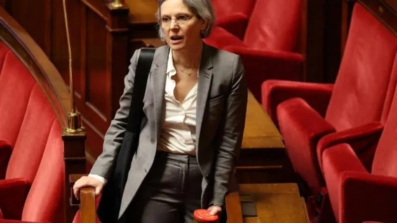 « REMETTRE CETTE QUESTION DANS LES MAINS DU PEUPLE »: L’ÉCOLOGISTE SANDRINE ROUSSEAU APPELLE À UN RÉFÉRENDUM SUR LE NUCLÉAIRE