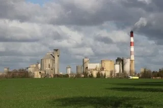 INFO OUEST-FRANCE. LA CIMENTERIE HEIDELBERG DE RANVILLE, PRÈS DE CAEN, QUI COMPTE 90 SALARIÉS, VA FERMER