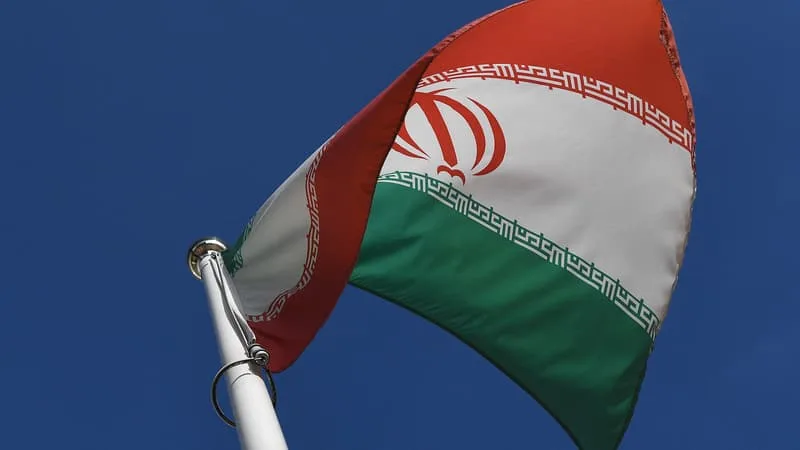 GUERRE AU MOYEN-ORIENT: LES GARDIENS DE LA RÉVOLUTION ASSURENT QUE L’IRAN CONTINUERA SES FRAPPES JUSQU’À UN « RETOUR AU CALME » DANS LE SUD ET À ORMUZ