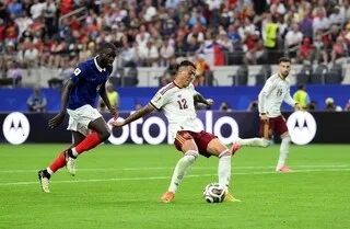 VIDÉO. FRANCE – ESPAGNE : LE BUT DU BREAK DE PEDRO PORRO POUR LES ESPAGNOLS EN DEMI-FINALE DE COUPE DU MONDE