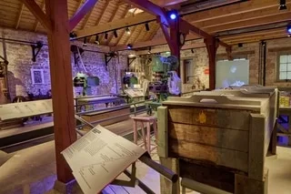 CETTE ANCIENNE CONSERVERIE TRANSFORMÉE EN MUSÉE EST UNE CAPSULE TEMPORELLE EN BORD DE MER