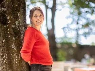 ANNA QUÉRÉ : « INTERESET-TRE EO AN DUD GANT ISTOR O BRO »