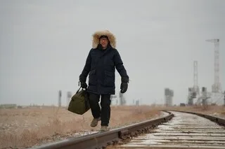 « DES TRAINS PAS COMME LES AUTRES » : PHILIPPE GOUGLER SUR LES RAILS D’UN KAZAKHSTAN GLACÉ PAR L’HIVER SUR FRANCE 5