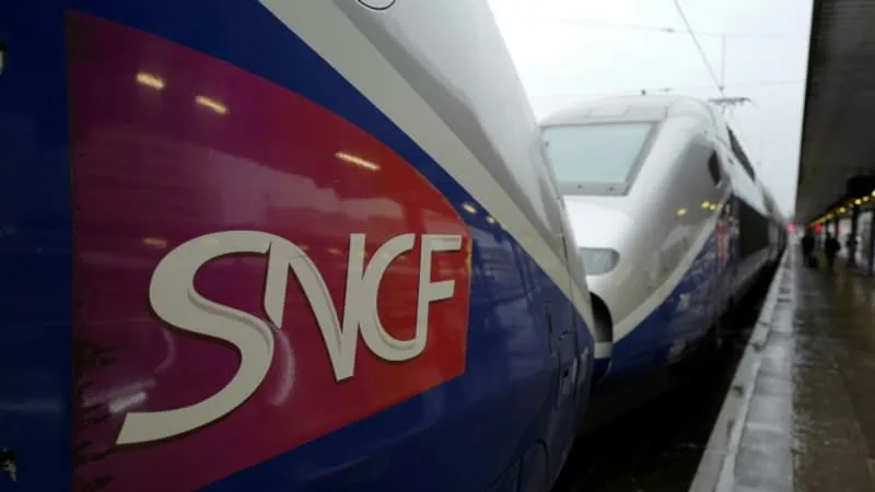 « LES RAILS CASSERAIENT NET SI LE THERMOMÈTRE DESCENDAIT À -10°C »: CET EXPERT EXPLIQUE POURQUOI LES TRAINS CIRCULENT SANS PROBLÈMES EN INDE LORSQU’IL FAIT 45 DEGRÉS ET PAS EN FRANCE