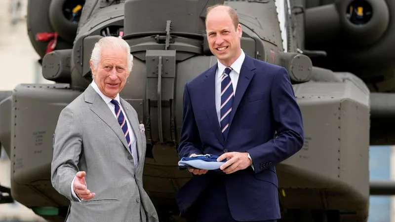 « MON PÈRE DÉTESTE LE FOOTBALL »: LE PRINCE WILLIAM SE CONFIE SUR LE ROI CHARLES III DANS UN PODCAST