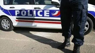 UN HOMME FUYANT UN CONTRÔLE DE POLICE MORTELLEMENT PERCUTÉ EN TENTANT DE TRAVERSER UNE AUTOROUTE EN SEINE-SAINT-DENIS