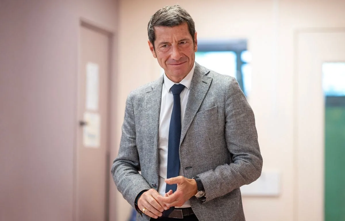 PRÉSIDENTIELLE 2027 : DAVID LISNARD ATTAQUE LES HÉRITIERS DE MACRON