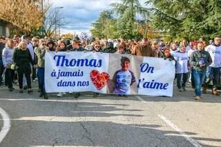 MORT DE THOMAS À CRÉPOL : LE PARQUET DE VALENCE REQUIERT LE RENVOI DE 11 PERSONNES POUR « HOMICIDE »