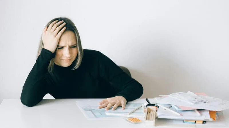 ILS AIMERAIENT RECEVOIR DES « REMERCIEMENTS », ILS ONT L’IMPRESSION D’ÊTRE DE SIMPLES EXÉCUTANTS… LA DÉTRESSE PSYCHOLOGIQUE DES SALARIÉS N’A JAMAIS ÉTÉ AUSSI ÉLEVÉE DANS CE BAROMÈTRE