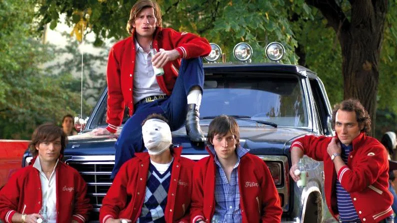 ON L’OUBLIE PARFOIS, MAIS KAVINSKY S’ÉTAIT AUSSI OFFERT UN PASSAGE INOUBLIABLE AU CINÉMA