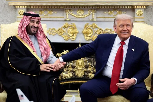 LES ÉTATS-UNIS ANNONCENT UN ACCORD DE COOPÉRATION NUCLÉAIRE AVEC L’ARABIE SAOUDITE, UN “TRIOMPHE” POUR RIYAD