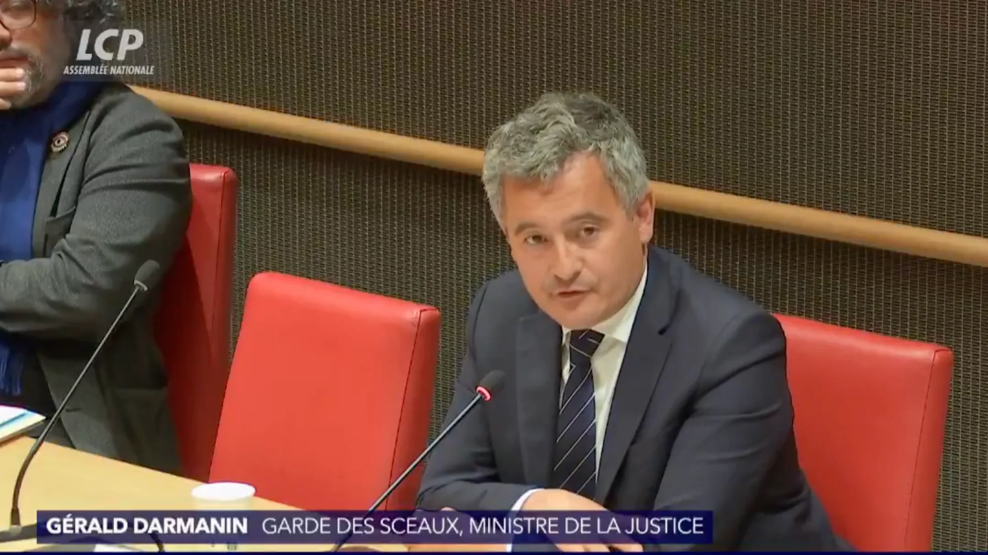AUDITIONNÉ SUR L’INCESTE, DARMANIN RECONNAÎT QUE LE SYSTÈME FRANÇAIS EST « SCANDALEUX » ET « DELIRANT »