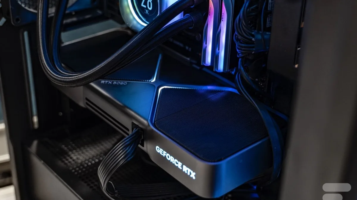 NVIDIA JURE QUE LA RTX 5090 N’EST PAS ARRÊTÉE, JUSTE RATIONNÉE