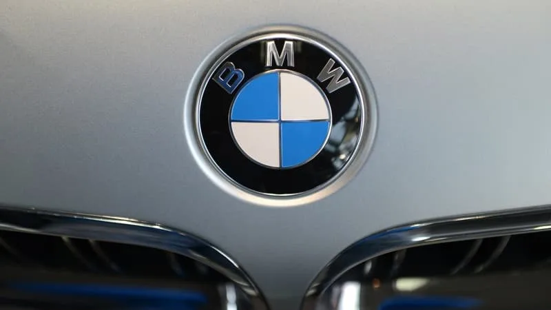 PÉNALISÉ PAR LE MOYEN-ORIENT ET LE MARCHÉ CHINOIS, BMW RÉVISE À LA BAISSE SES OBJECTIFS
