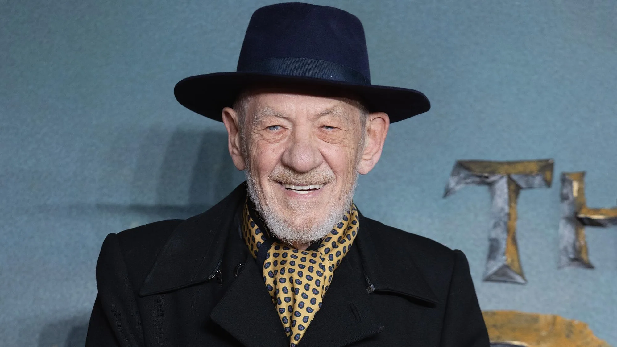 IAN MCKELLEN A IMMÉDIATEMENT PENSÉ À TRUMP POUR CETTE SCÈNE D’« AVENGERS : DOOMSDAY »