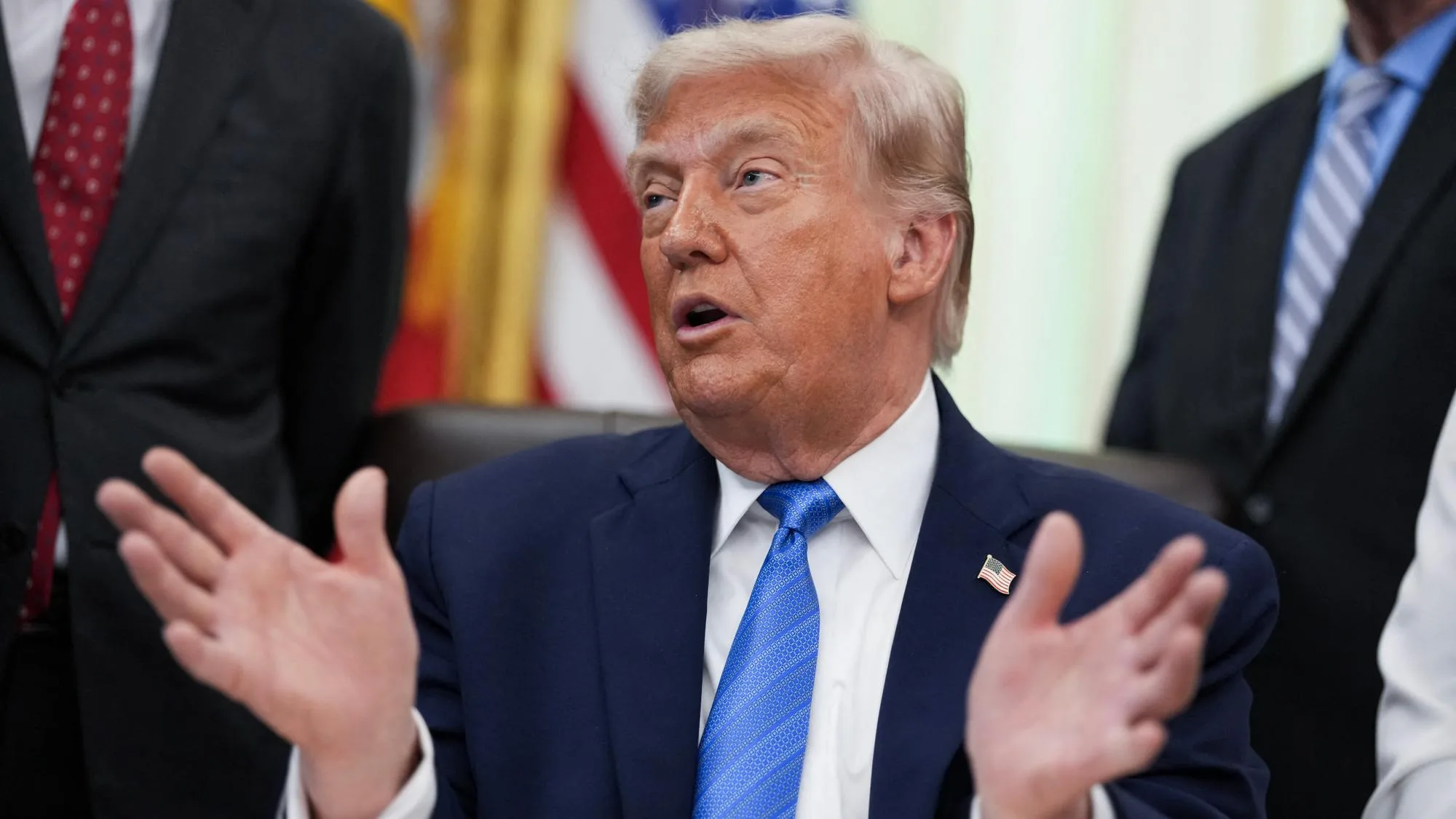 DONALD TRUMP REVENDIQUE SON POUVOIR « SANS LIMITES » APRÈS LA GUERRE EN IRAN