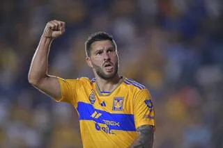 FOOTBALL. ANDRÉ-PIERRE GIGNAC, LÉGENDE DU FOOTBALL MEXICAIN, PREND SA RETRAITE
