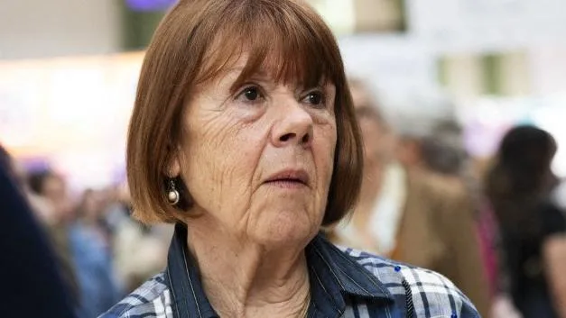 GISÈLE PELICOT « PROFONDÉMENT CHOQUÉE » PAR CETTE AFFAIRE DE VIOL QUI SECOUE LE ROYAUME-UNI