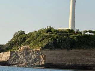 UN MORT, UN DISPARU… CE QUE L’ON SAIT DE L’EFFONDREMENT D’UN PAN DE FALAISE À BIARRITZ