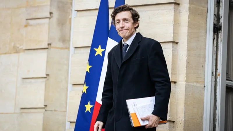 « LES ÉLÈVES NE DOIVENT S’EXPOSER À AUCUN DANGER QUE CE SOIT »: LE MINISTRE DE L’ÉDUCATION REDIT QUE LE STAGE DE SECONDE DOIT RESTER UN STAGE « D’OBSERVATION »