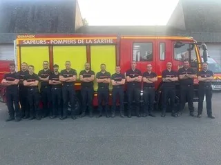 INCENDIES DANS LE SUD DE LA FRANCE : DES VÉHICULES ET DES POMPIERS SARTHOIS DE NOUVEAU ENVOYÉS EN RENFORT