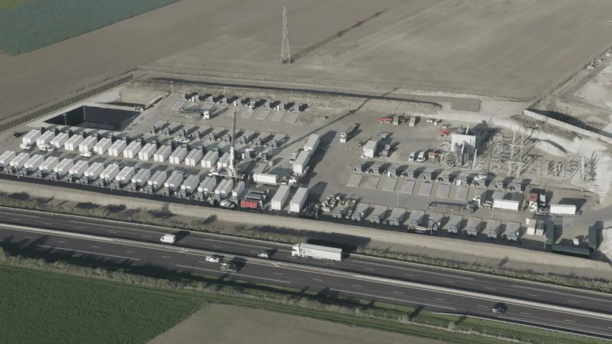 LA PLUS GRANDE BATTERIE DE FRANCE EST SIGNÉE TESLA : UN COLOSSE DE 240 MW DANS LA MARNE