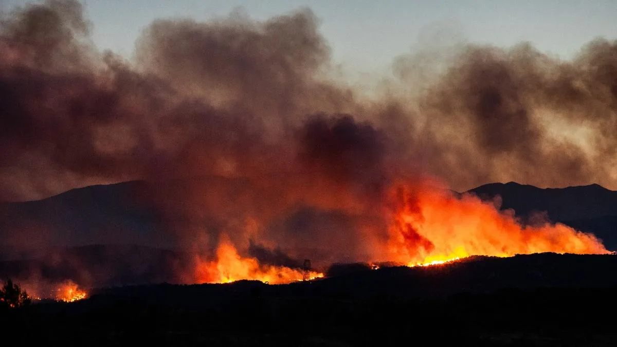 CES OUTILS POUR SUIVRE LA PROGRESSION DES INCENDIES (ET ÉVITER LES MAUVAISES INTERPRÉTATIONS)
