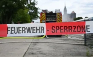 ALLEMAGNE : DEUX MORTS DANS LE CRASH D’UN AVION SUR LE TOIT D’UNE MAISON